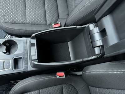 2023 Ford Escape, $26299. Photo 12