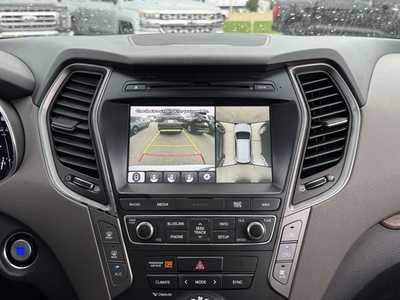 2018 Hyundai Santa Fe, $15299. Photo 4