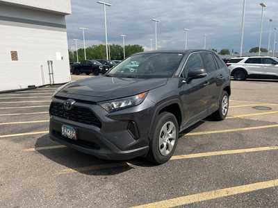 2022 Toyota RAV4, $24998. Photo 2