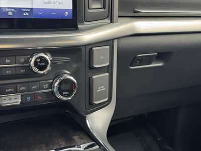 2021 Ford F150 Crew Cab, $40998. Photo 8