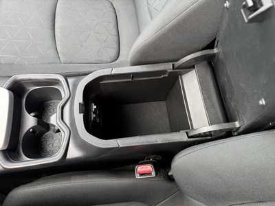 2020 Toyota RAV4, $17998. Photo 12