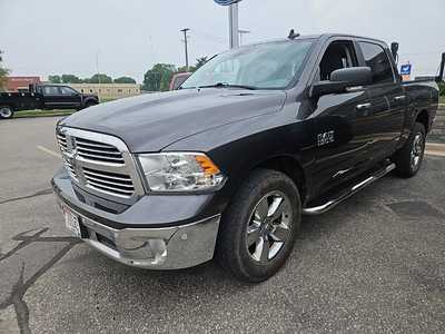 2018 RAM 1500 Crew Cab, $24499. Photo 2