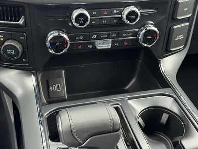 2025 Ford F-150, $51157. Photo 9