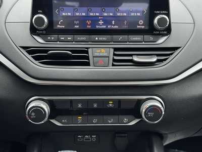 2020 Nissan Altima, $14998. Photo 5