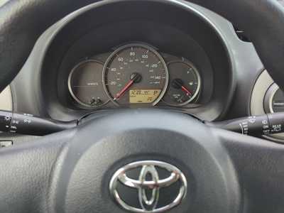 2014 Toyota Yaris, $0. Photo 11