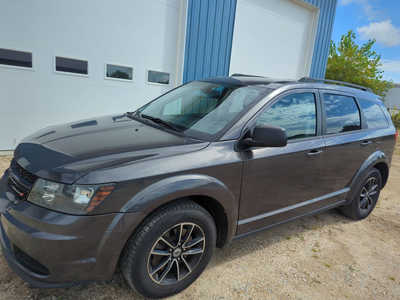2018 Dodge Journey, $10500. Photo 2