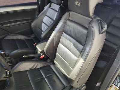 2013 Volkswagen Golf, $15999. Photo 12