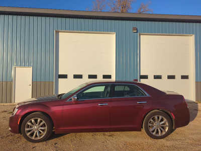 2018 Chrysler 300, $0. Photo 2
