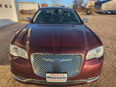 2018 Chrysler 300, $0. Photo 3