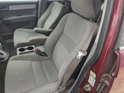 2011 Honda CR-V, $6999. Photo 11