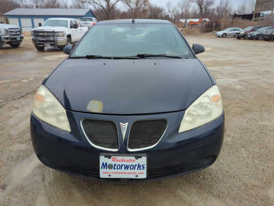 2009 Pontiac G6, $3499. Photo 4