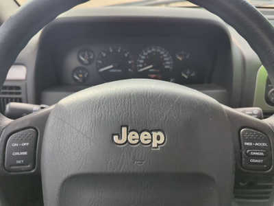 2004 Jeep Grand Cherokee, $3299. Photo 10