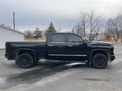 2024 Chevrolet 2500 Crew Cab, $61500. Photo 5