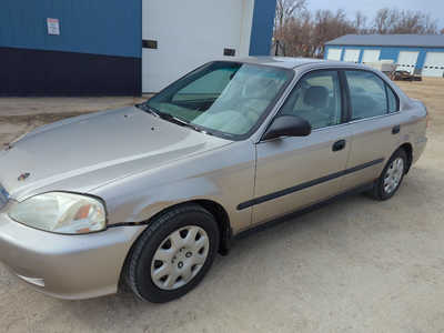 2000 Honda Civic, $2999. Photo 3