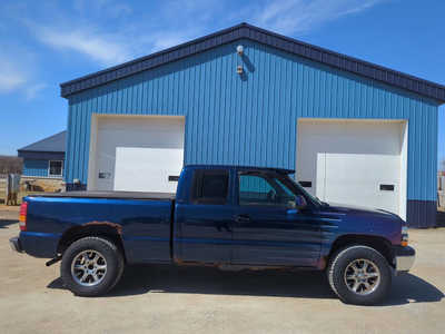 1999 Chevrolet 1500 Ext Cab, $2899. Photo 3