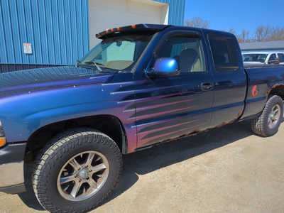 1999 Chevrolet 1500 Ext Cab, $2899. Photo 6