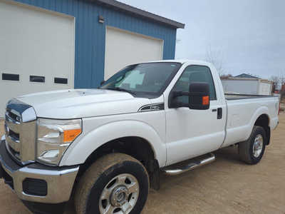 2014 Ford F350 Reg Cab, $10900. Photo 3