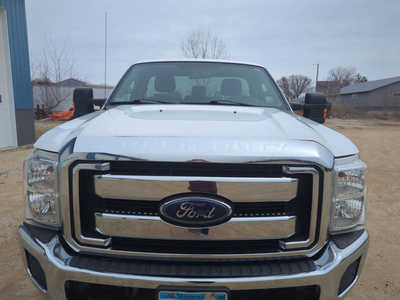 2014 Ford F350 Reg Cab, $10900. Photo 4