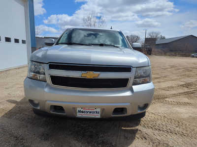 2011 Chevrolet Suburban, $3499. Photo 4