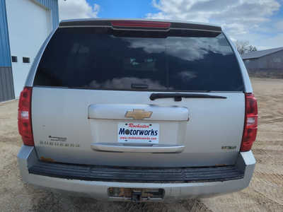 2011 Chevrolet Suburban, $3499. Photo 7