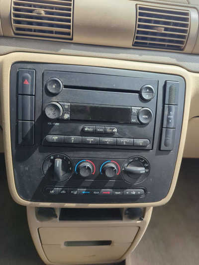 2005 Ford Freestar, $2499. Photo 12