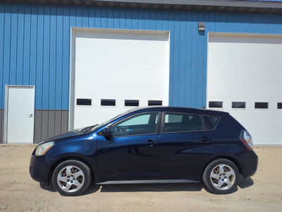 2009 Pontiac Vibe, $4250. Photo 2