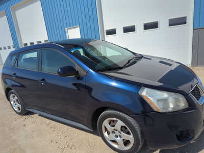 2009 Pontiac Vibe, $4250. Photo 5