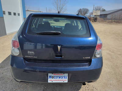 2009 Pontiac Vibe, $4250. Photo 9