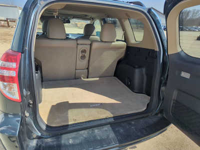 2011 Toyota RAV4, $0. Photo 9