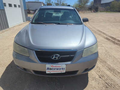 2007 Hyundai Sonata, $3499. Photo 4