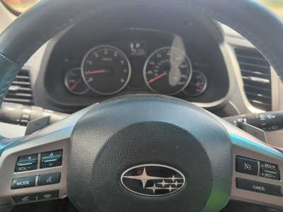 2014 Subaru Outback, $6395. Photo 11