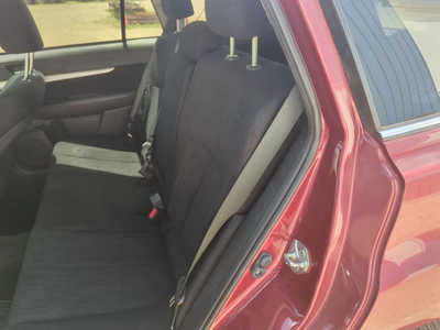 2014 Subaru Outback, $6395. Photo 9