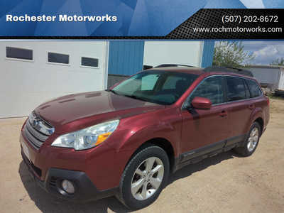 2014 Subaru Outback, $6395. Photo 1