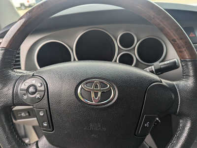 2010 Toyota Tundra Crew Cab, $13995. Photo 12