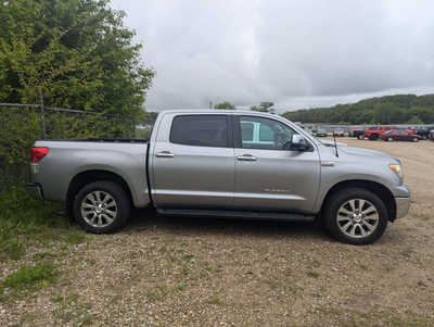 2010 Toyota Tundra Crew Cab, $13995. Photo 2