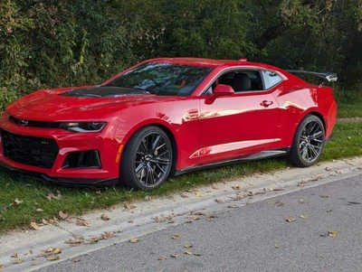 2018 Chevrolet Camaro, $65000. Photo 2