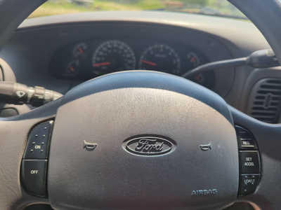 2002 Ford Expedition, $4999. Photo 12
