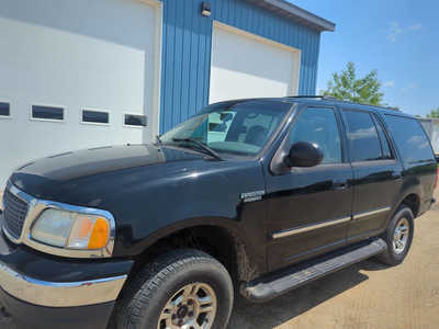 2002 Ford Expedition, $4999. Photo 3