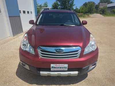 2012 Subaru Outback, $3999. Photo 4