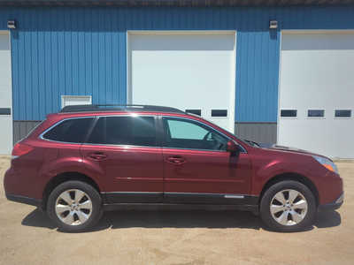 2012 Subaru Outback, $3999. Photo 7