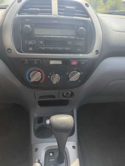 2003 Toyota RAV4, $2250. Photo 11
