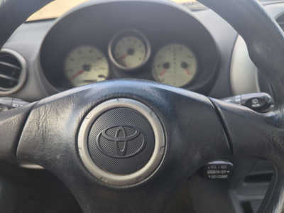 2003 Toyota RAV4, $2250. Photo 12