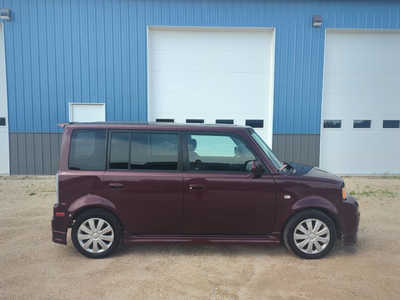 2005 Scion xB, $2500. Photo 7