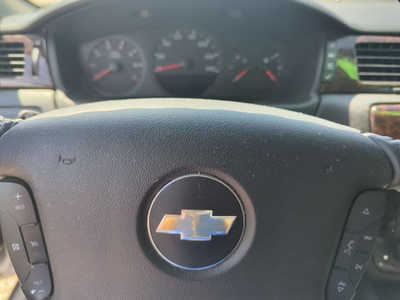 2014 Chevrolet Impala, $6499. Photo 11