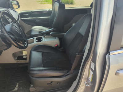 2019 Dodge Caravan, Grand, $7499. Photo 9