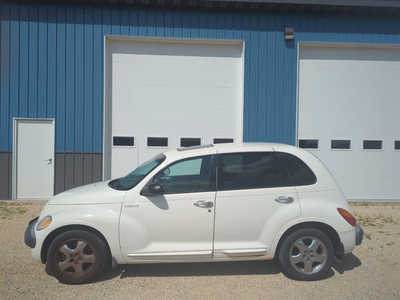 2001 Chrysler PT Cruiser, $1999. Photo 2