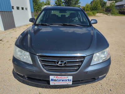 2009 Hyundai Sonata, $2950. Photo 4