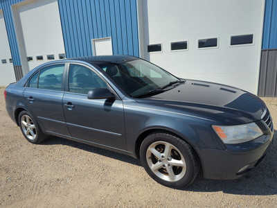 2009 Hyundai Sonata, $2950. Photo 5