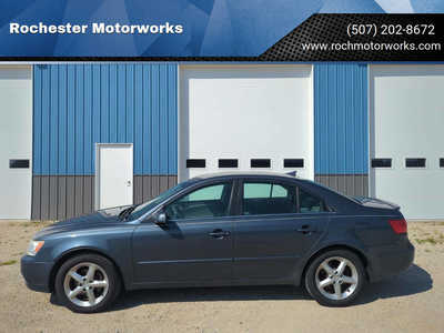 2009 Hyundai Sonata, $2950. Photo 1