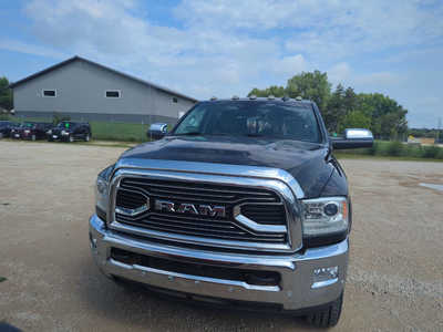 2016 RAM 2500 Crew Cab, $33500. Photo 5